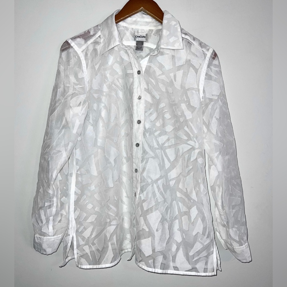 Chico’s White Sheer Printed Burnout Button Down Top Shirt Sz M - Picture 1 of 5
